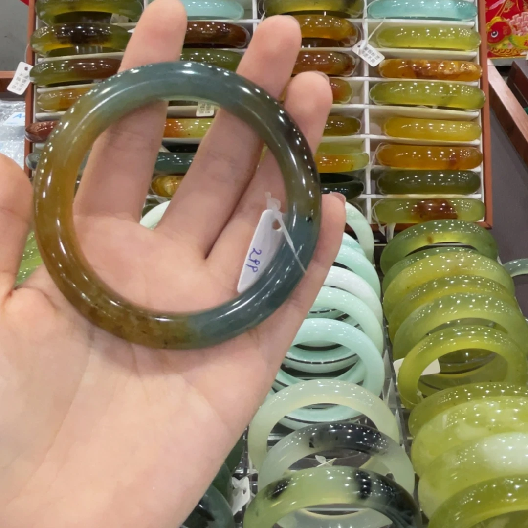 未镶嵌岫玉手镯岫玉
