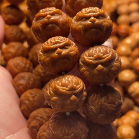 手串猴头核桃哈*舞台