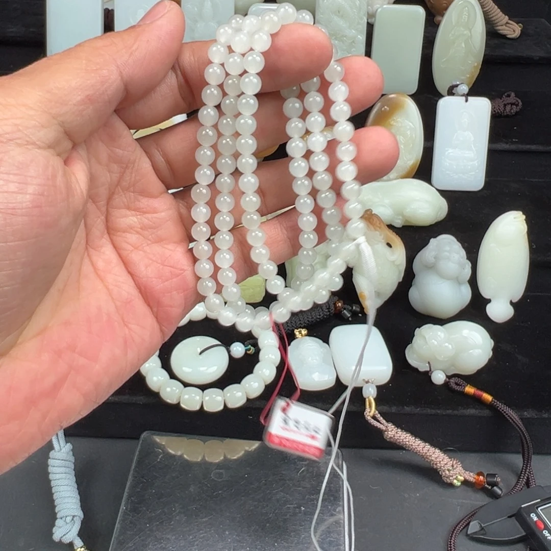 和田玉未镶嵌手链