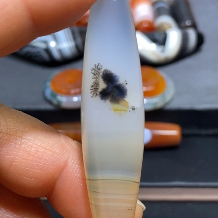 玛瑙/玉髓未镶嵌颈饰