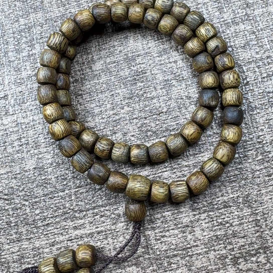 沉香沉香碎屑绿棋鼓珠双圈0.6/7.7