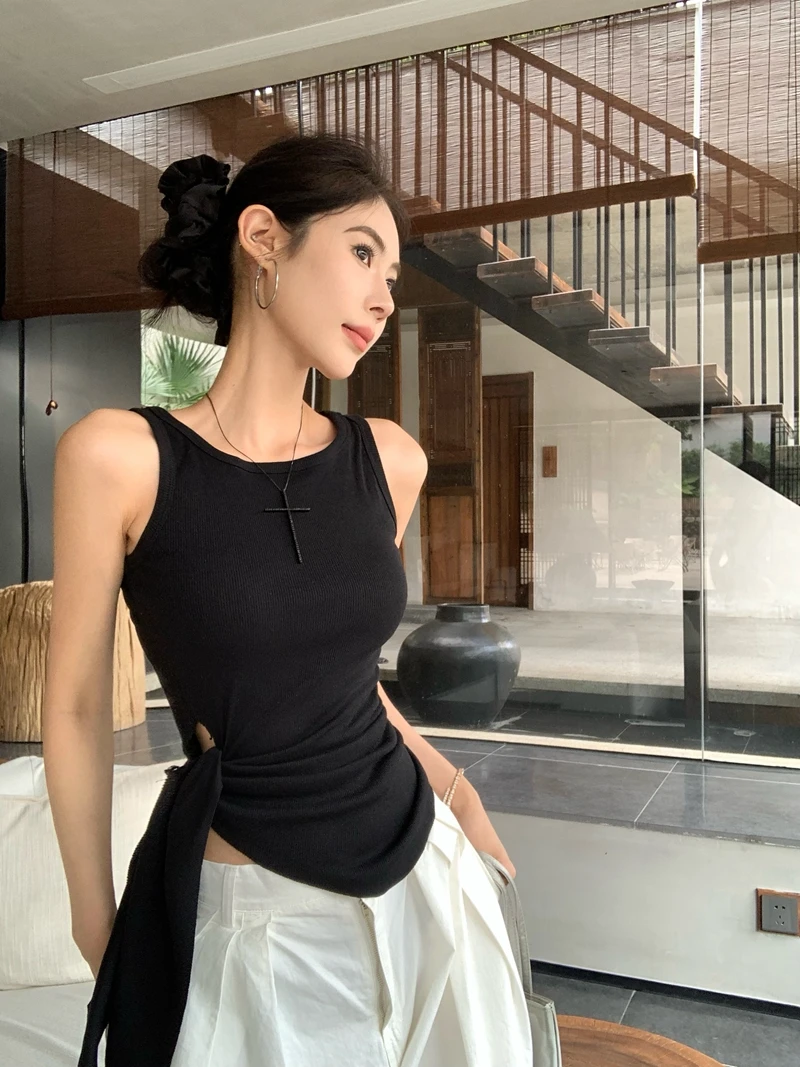 时髦辣妹修身显瘦绑带背心女夏季纯欲风小众不规则设计感收腰上衣