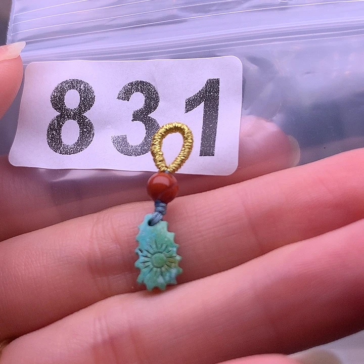 南红玛瑙未镶嵌珠宝奇石