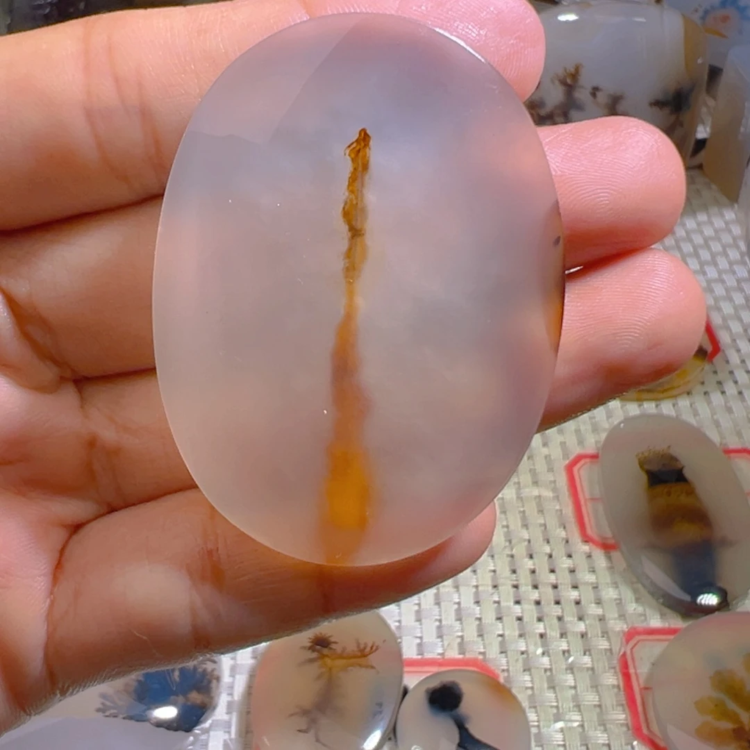 未镶嵌颈饰玛瑙/玉髓