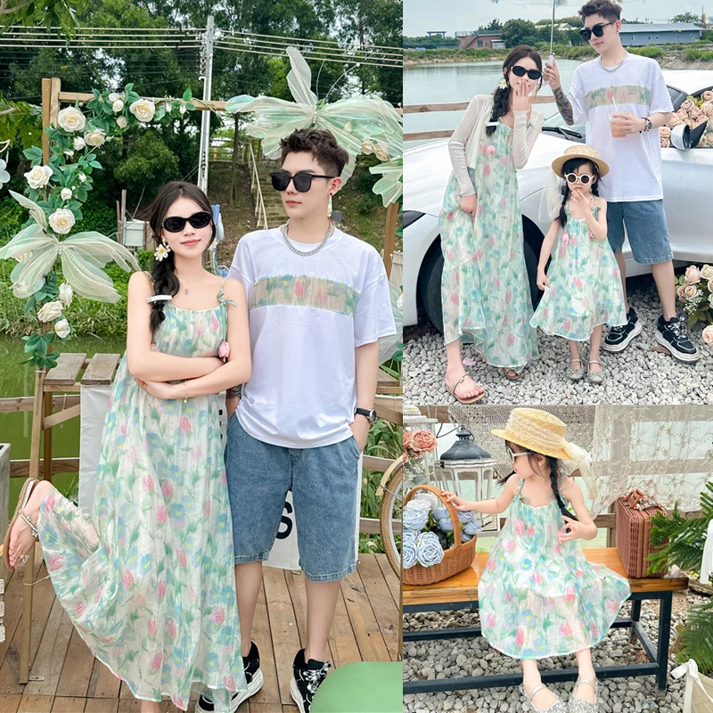 花朵T恤2025度假风夏季新款一家三口亲子装度假风夏装碎花裙7743