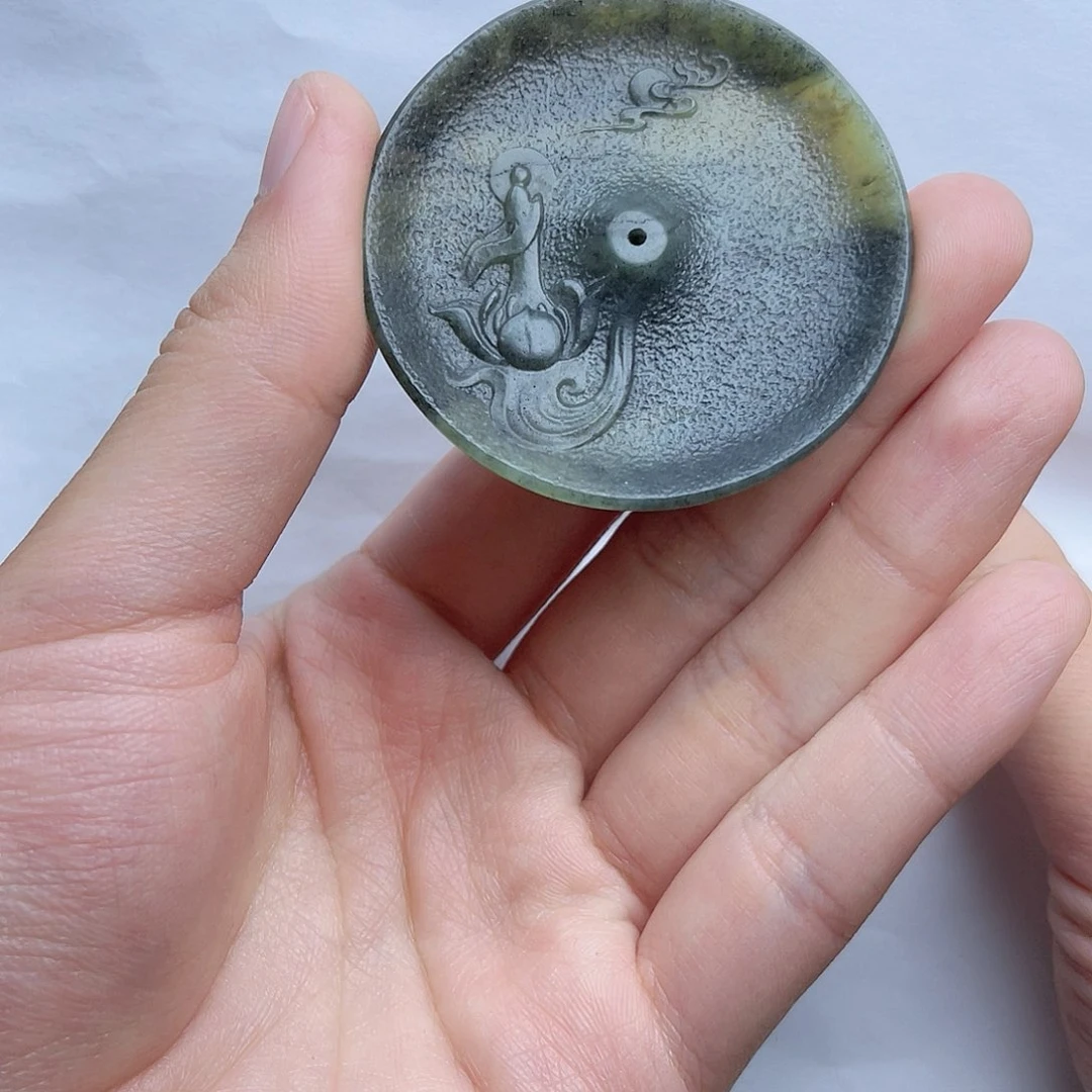 和田玉小摆件。k k未镶嵌