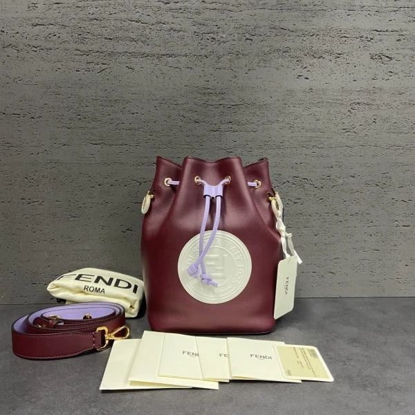 95新/芬迪/包包/市场价19000/250629zb0027