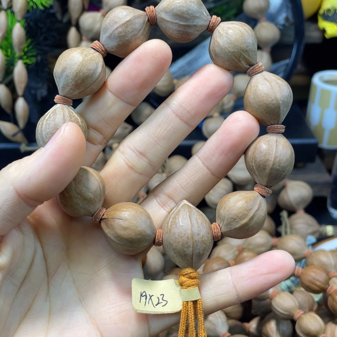 九***歌橄榄核吊坠1923老料