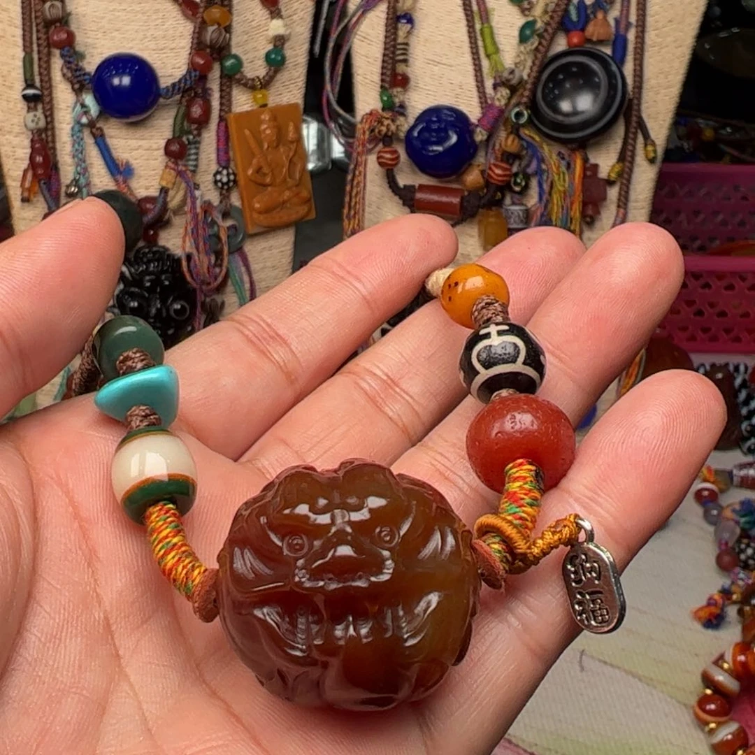 玛瑙/玉髓颈饰未镶嵌