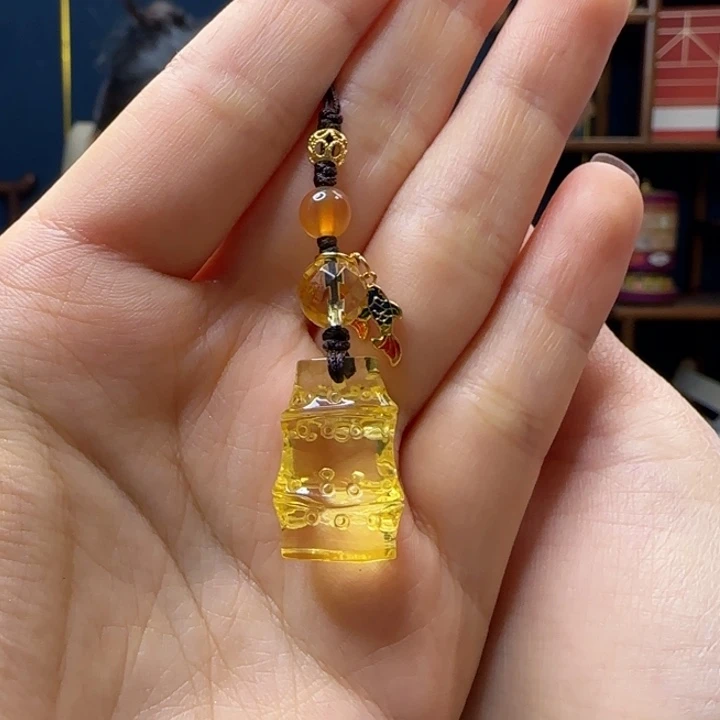 蜜蜡吊坠(赠链)未镶嵌