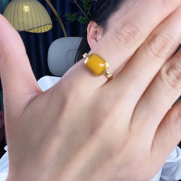 银S925镶嵌蜜蜡戒指戒指