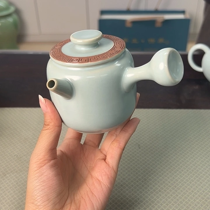 龙泉云间青瓷小米茶器