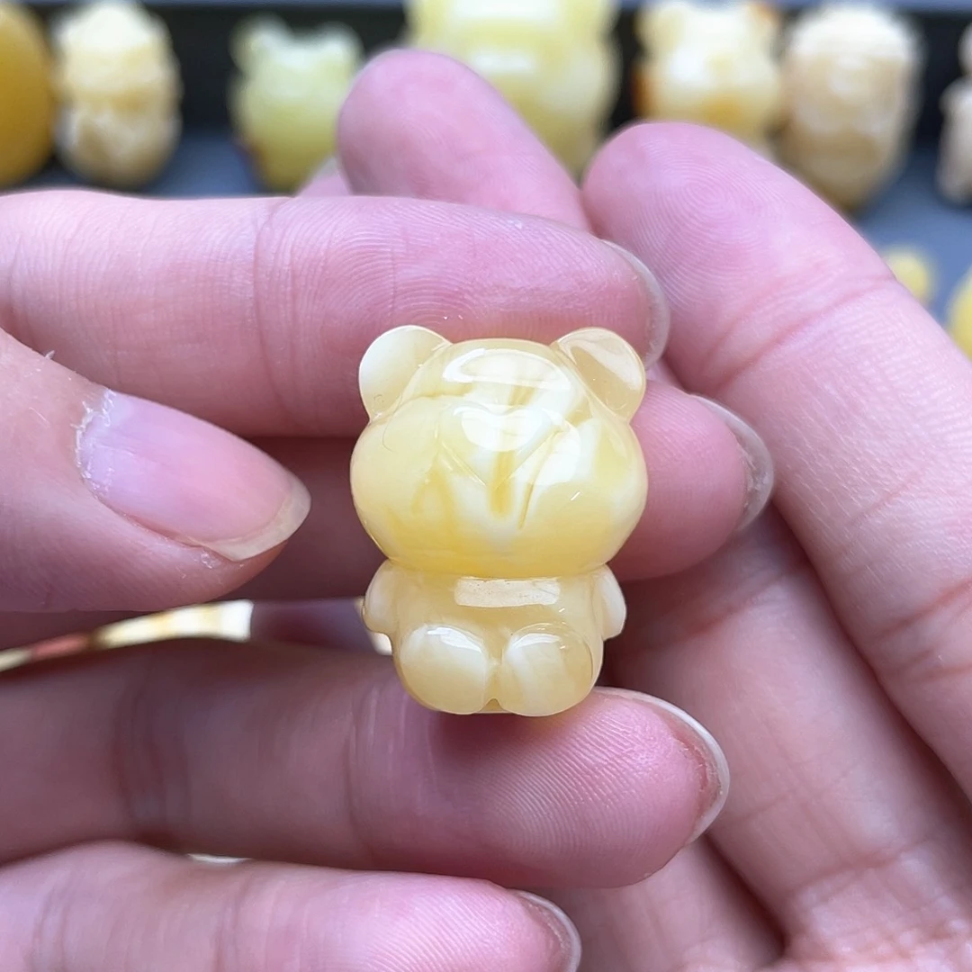 琥珀裸石未镶嵌蜜蜡