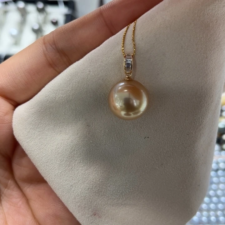 海水珍珠吊坠(不含链)18K金镶嵌