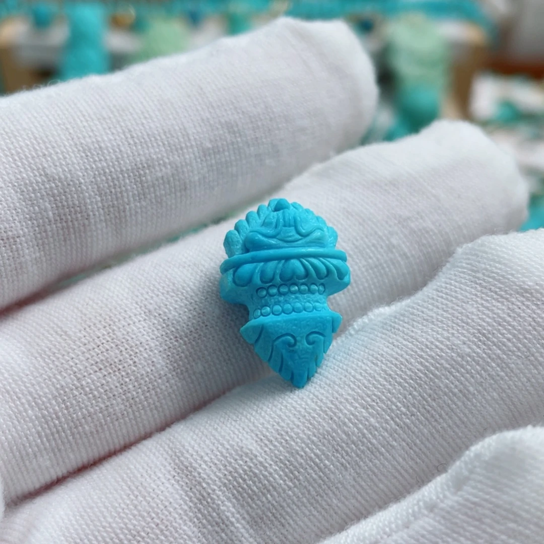 未镶嵌绿松石珠宝奇石