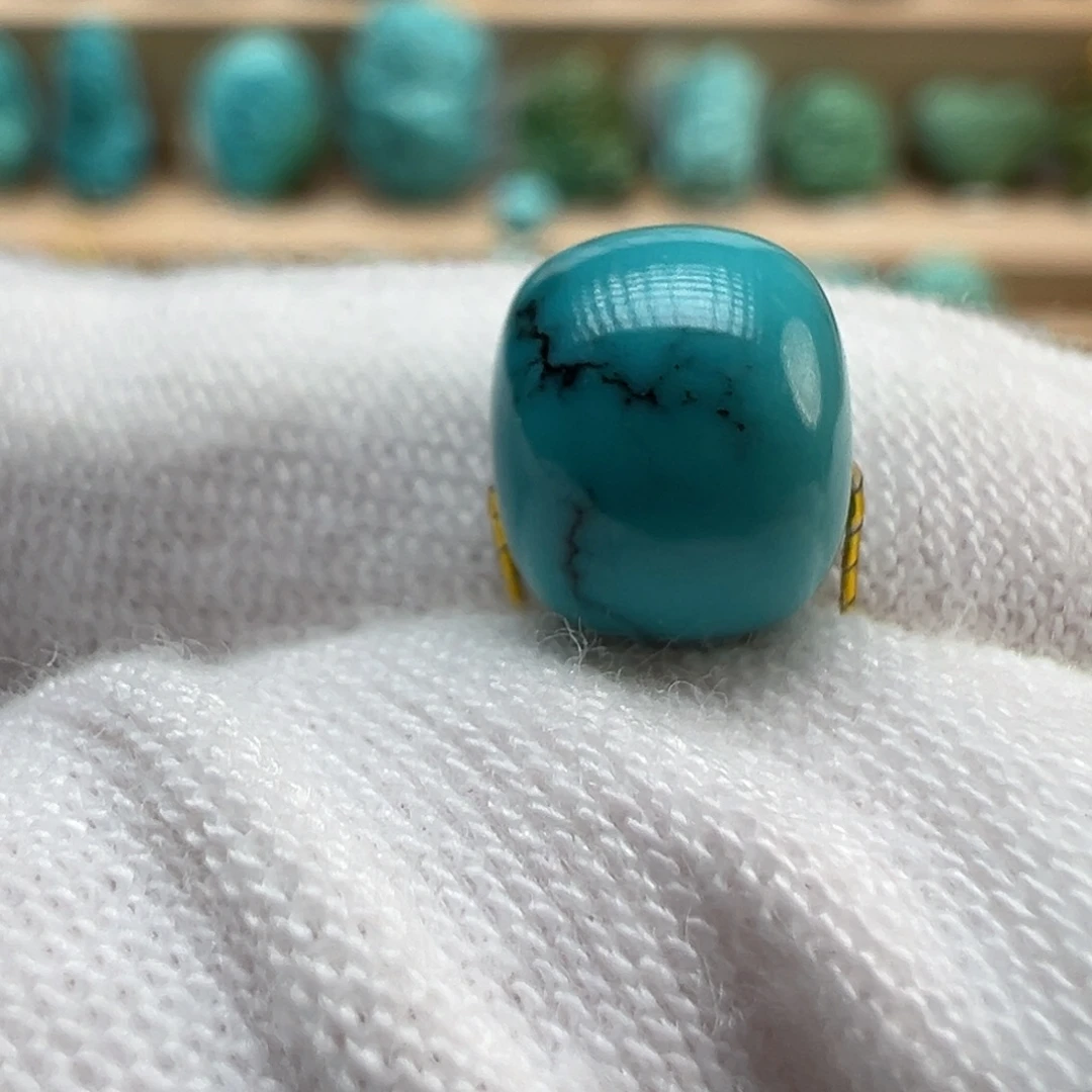 绿松石未镶嵌配饰8.3×6.9