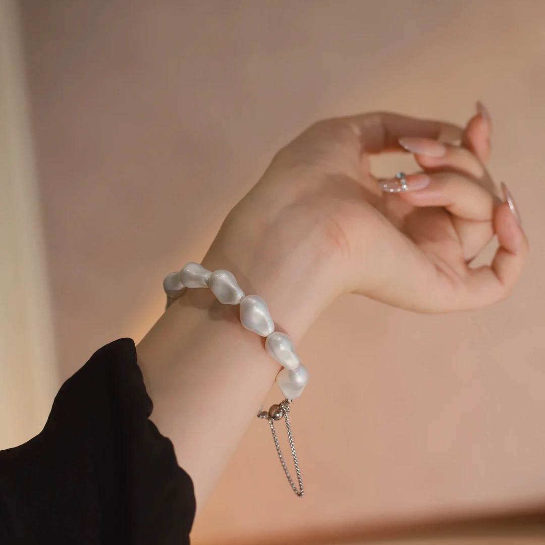 合金仿珍珠手链 高级小众设计手链女款轻奢精致串珠手串复古简约