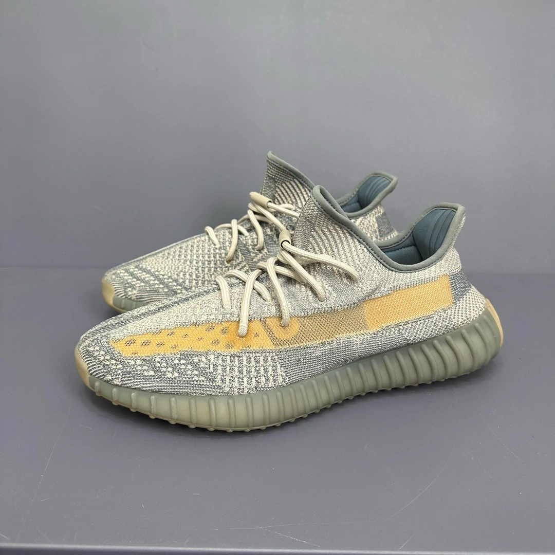 95新 adidas/阿迪达斯 95新 46偏小半码到1码 Yeezy350灰蓝休闲鞋