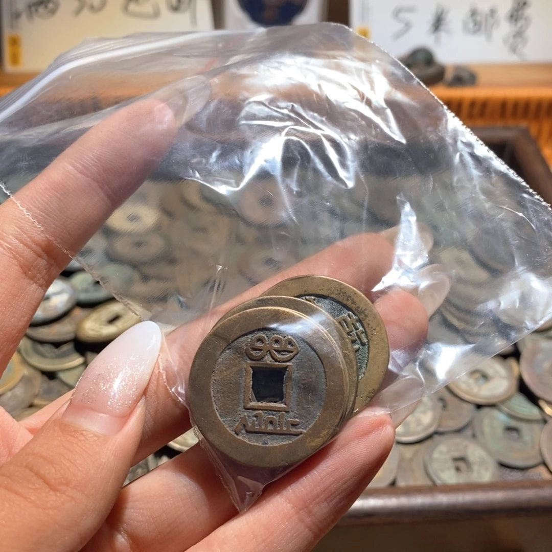 小***呀铜现代仿制工艺品