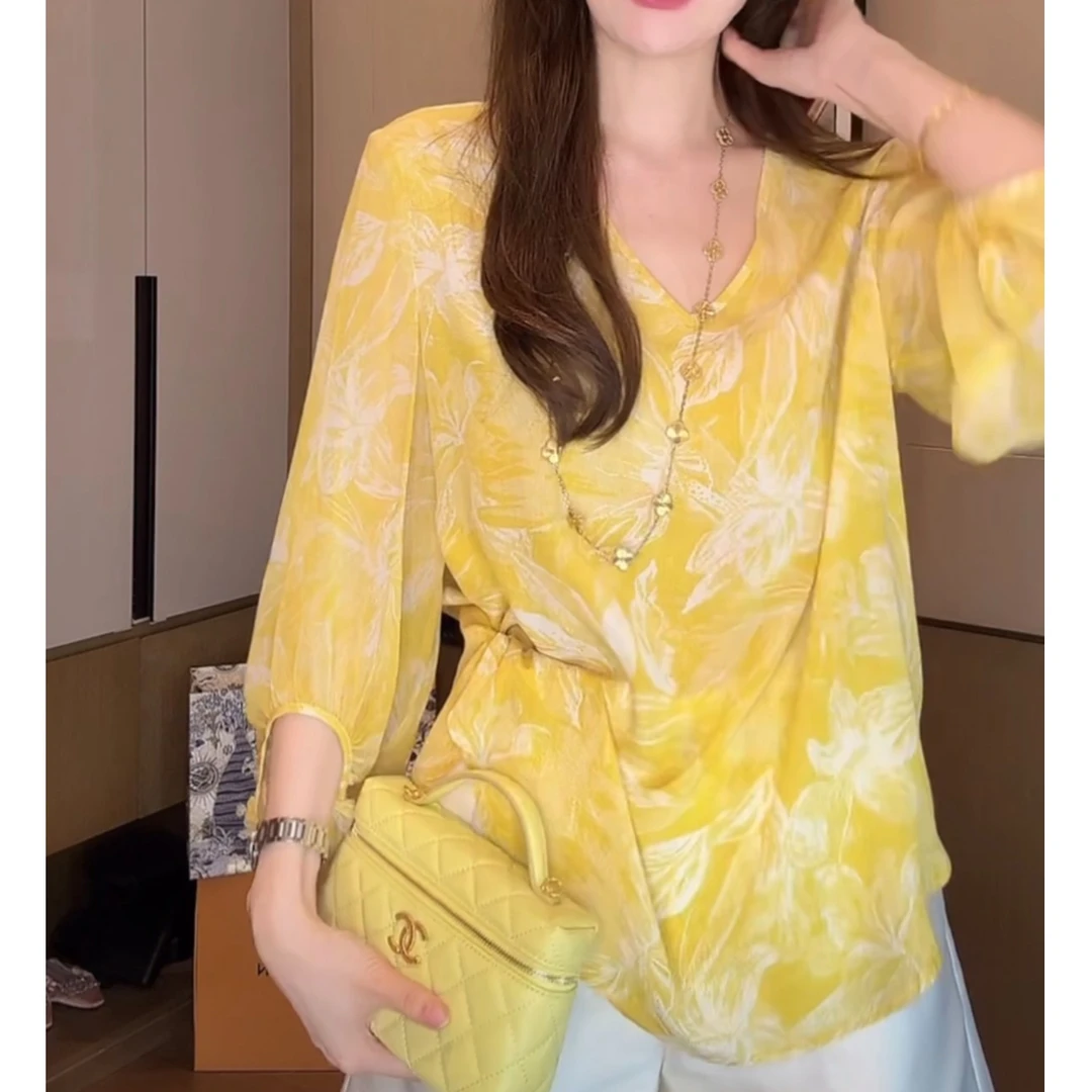 夏季法式高级感防晒V领上衣碎花雪纺衫2025新款宽松显瘦洋气上衣
