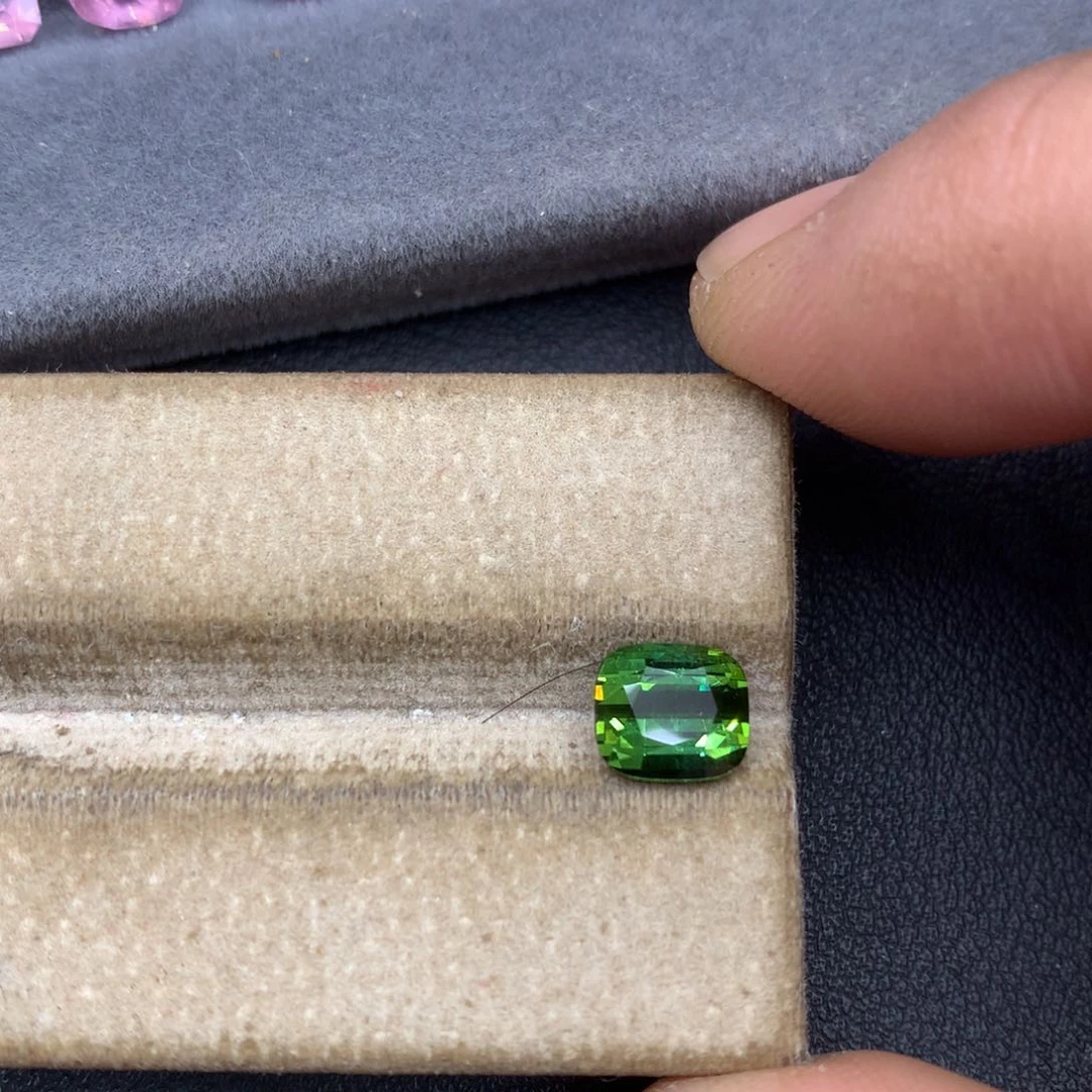 未镶嵌裸石碧玺1.63ct全净