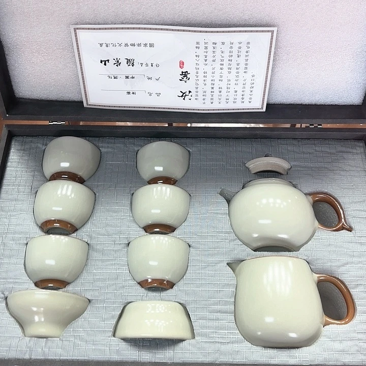 孤品茶具套装等。