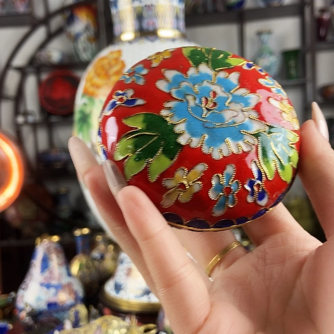 岁***念铜正红色花丝粉盒