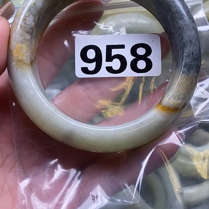 用***7蛇纹石玉未镶嵌手镯