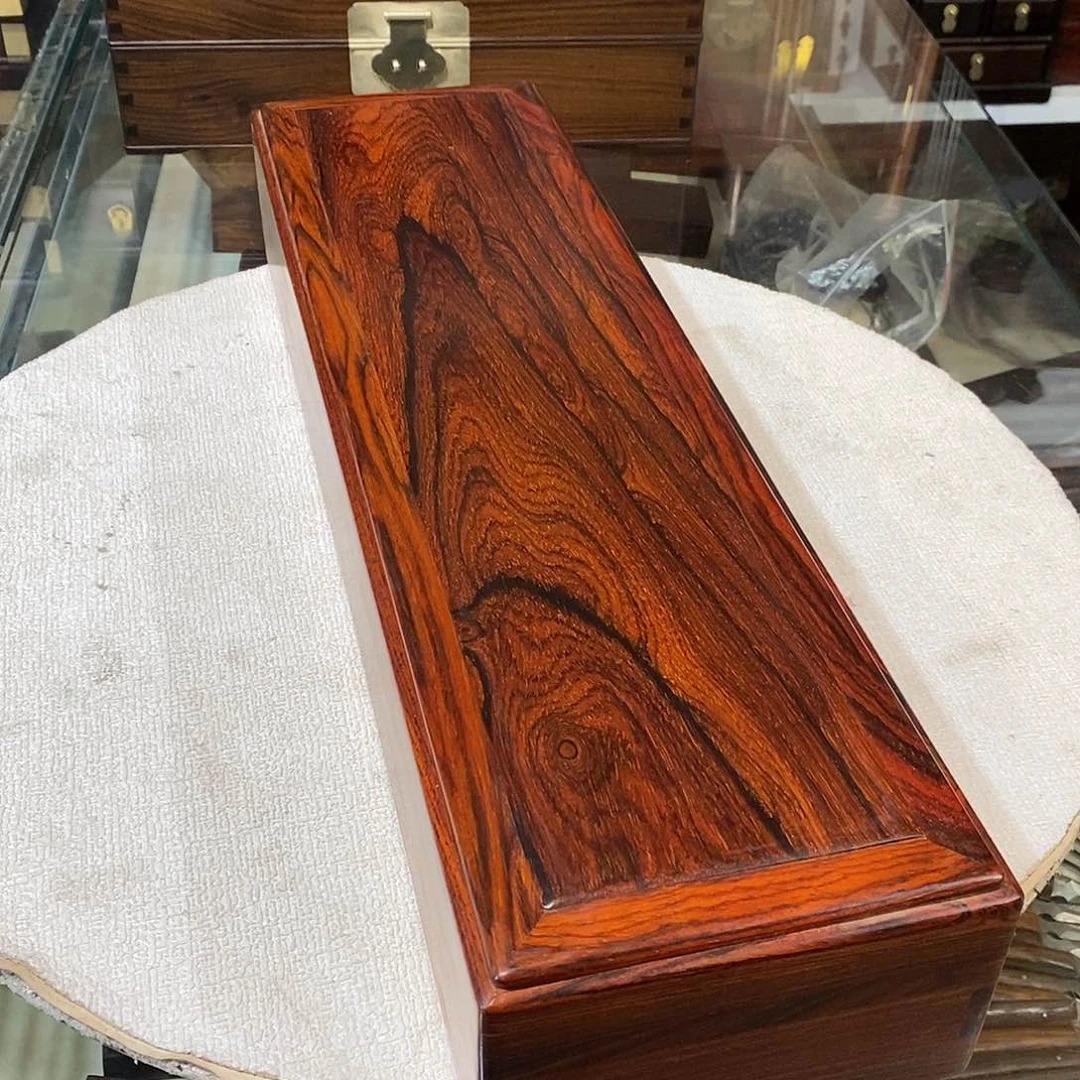 微凹黄檀（南美大红酸枝）独板机关盒50/14/9