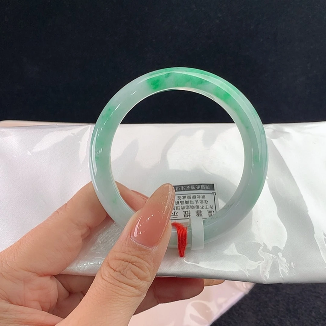 【闪购商品】未镶嵌手镯翡翠正58