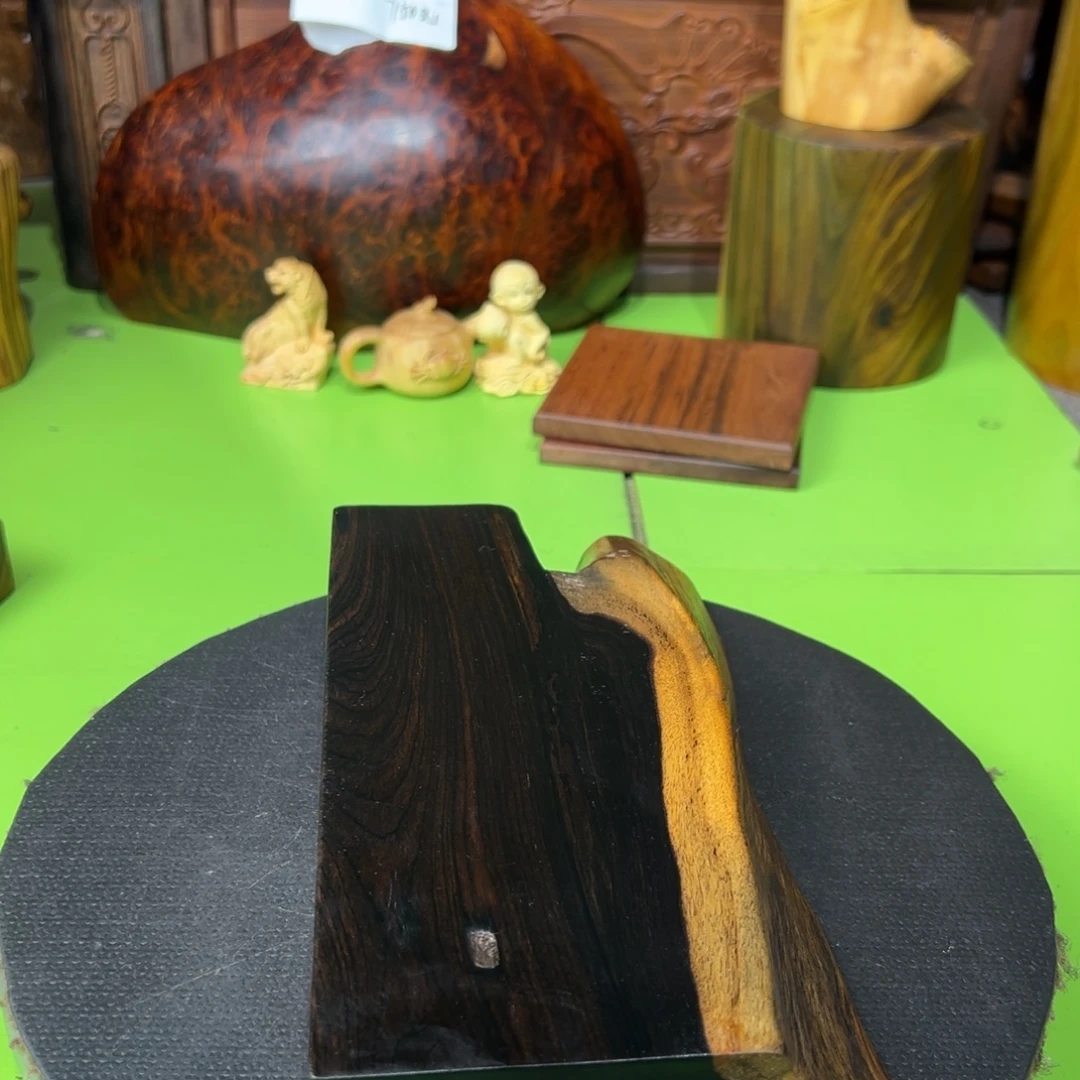 余***大果紫檀（缅甸花梨）