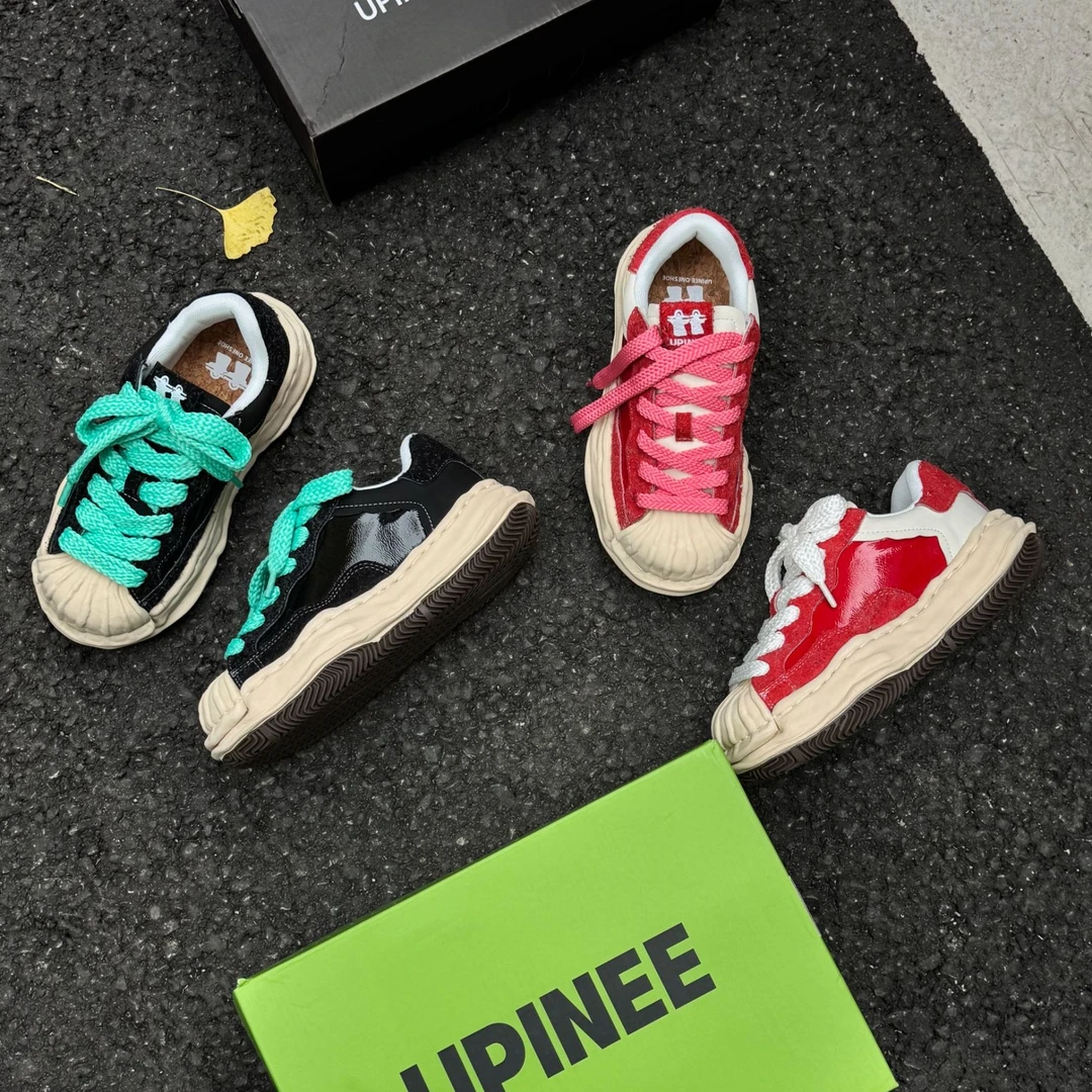 2025新款漆面皮男女款厚底增高情侣鞋UP023