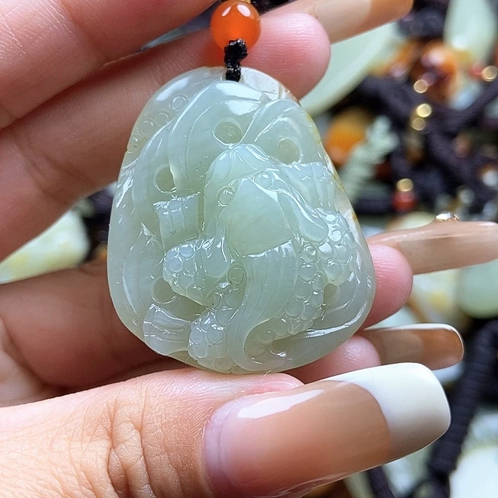 和田玉颈饰未镶嵌