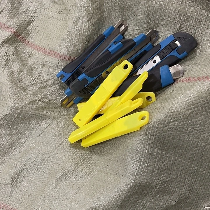 美工刀五个刀片五个