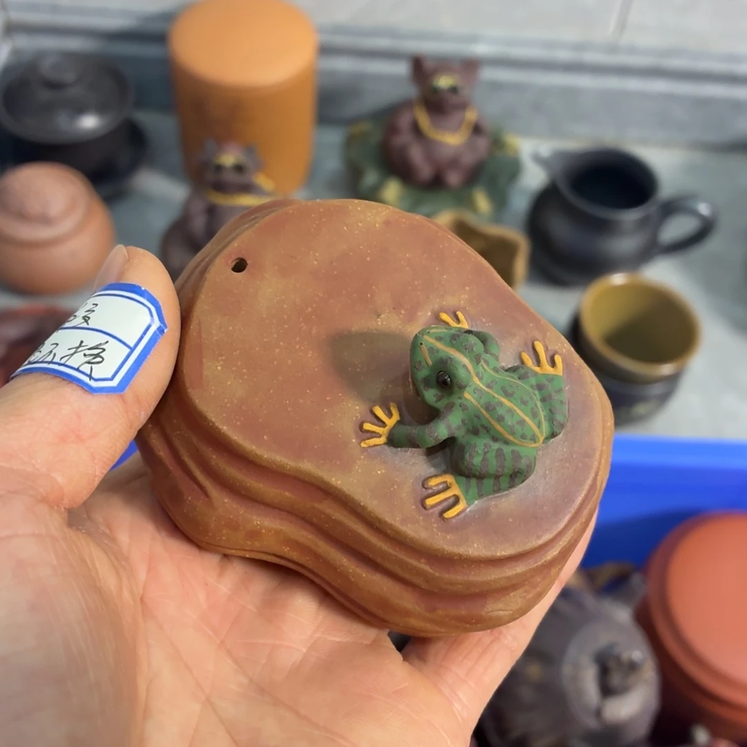 紫砂茶杯瑕疵不退不换介意勿拍瑕疵不退不换介意勿拍