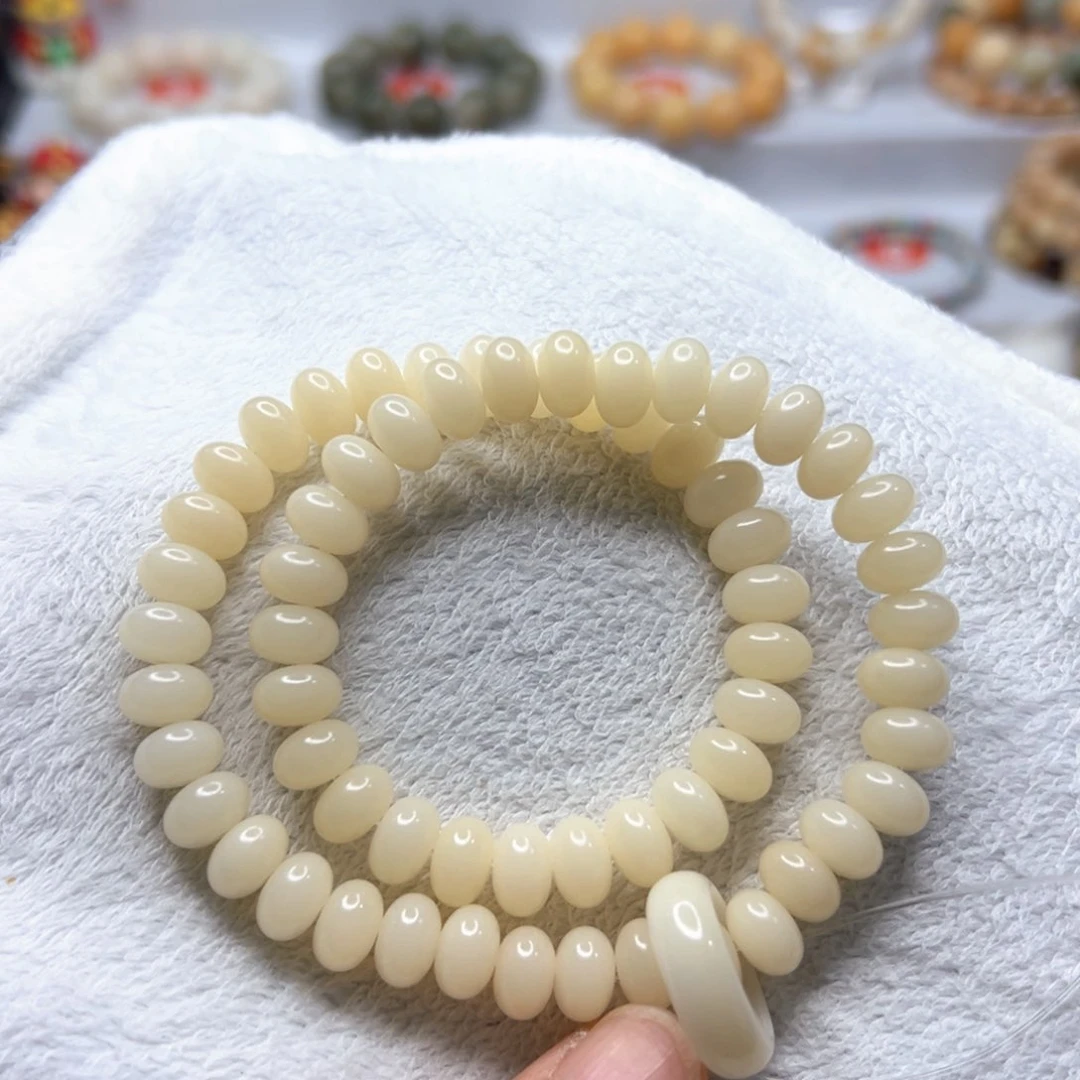 °***允菩提根/象牙果手串