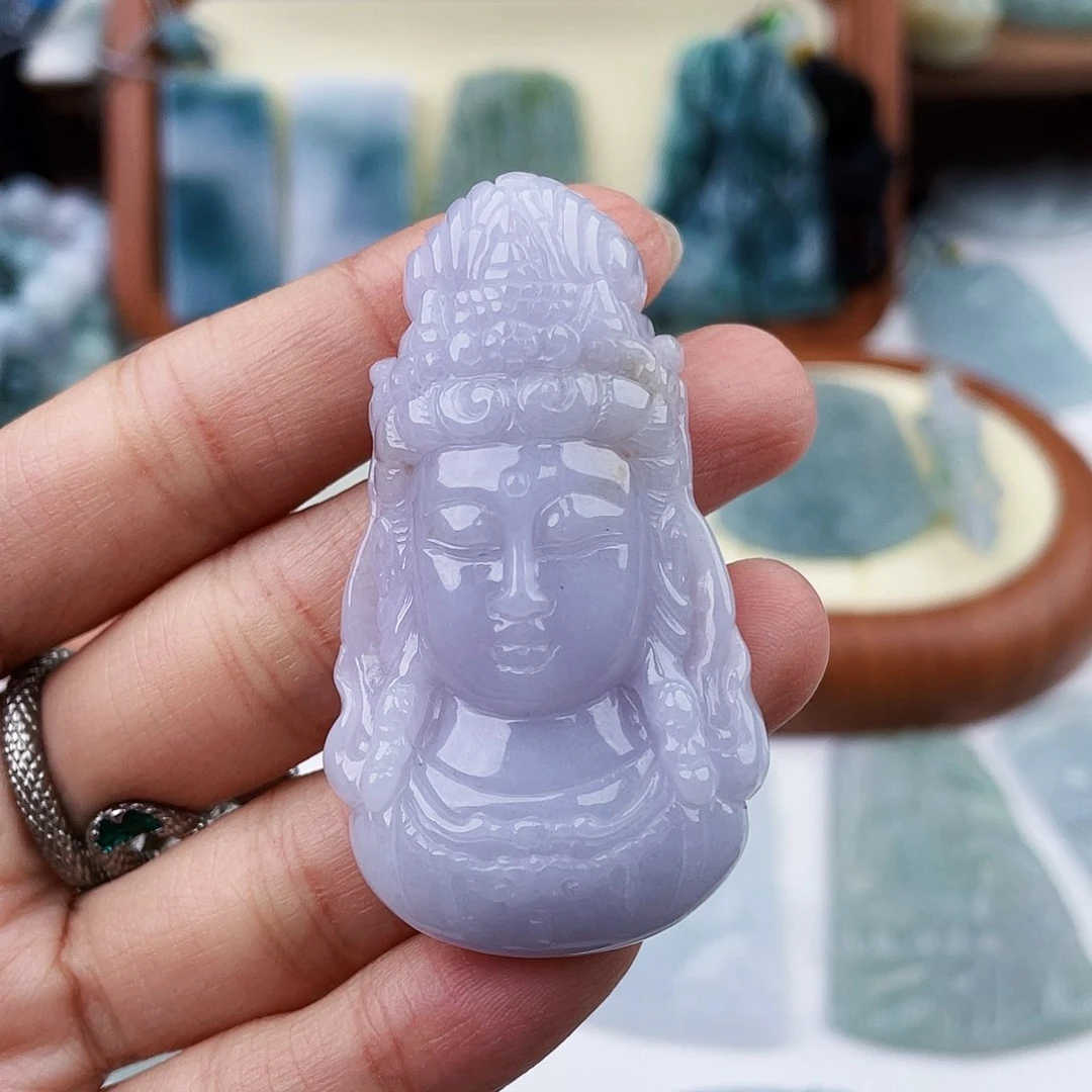 翡翠未镶嵌颈饰佛头