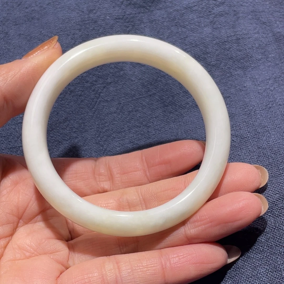 未镶嵌手镯蓝田玉（蛇纹石化大理石玉）老****)