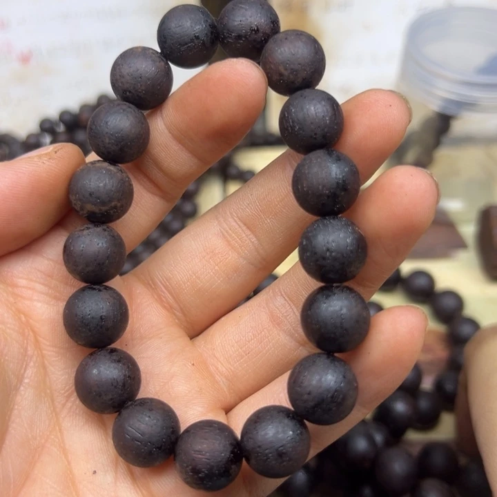 降真香手串/手链降真香12圆珠红黑油结晶