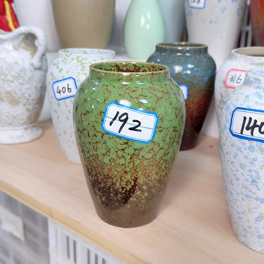 192号小花瓶高16厘米一个