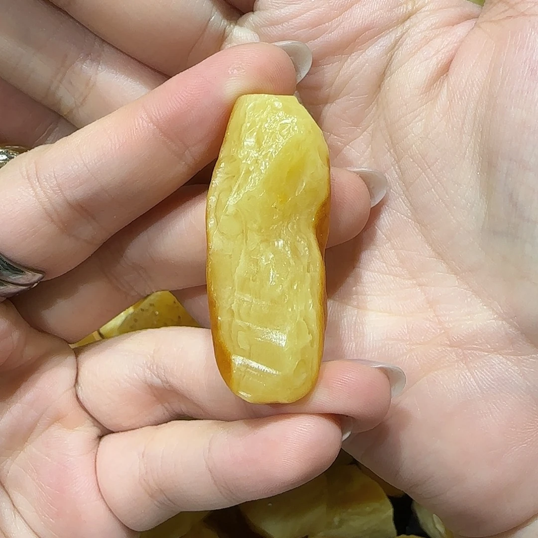 壹***月未镶嵌定制琥珀蜜蜡
