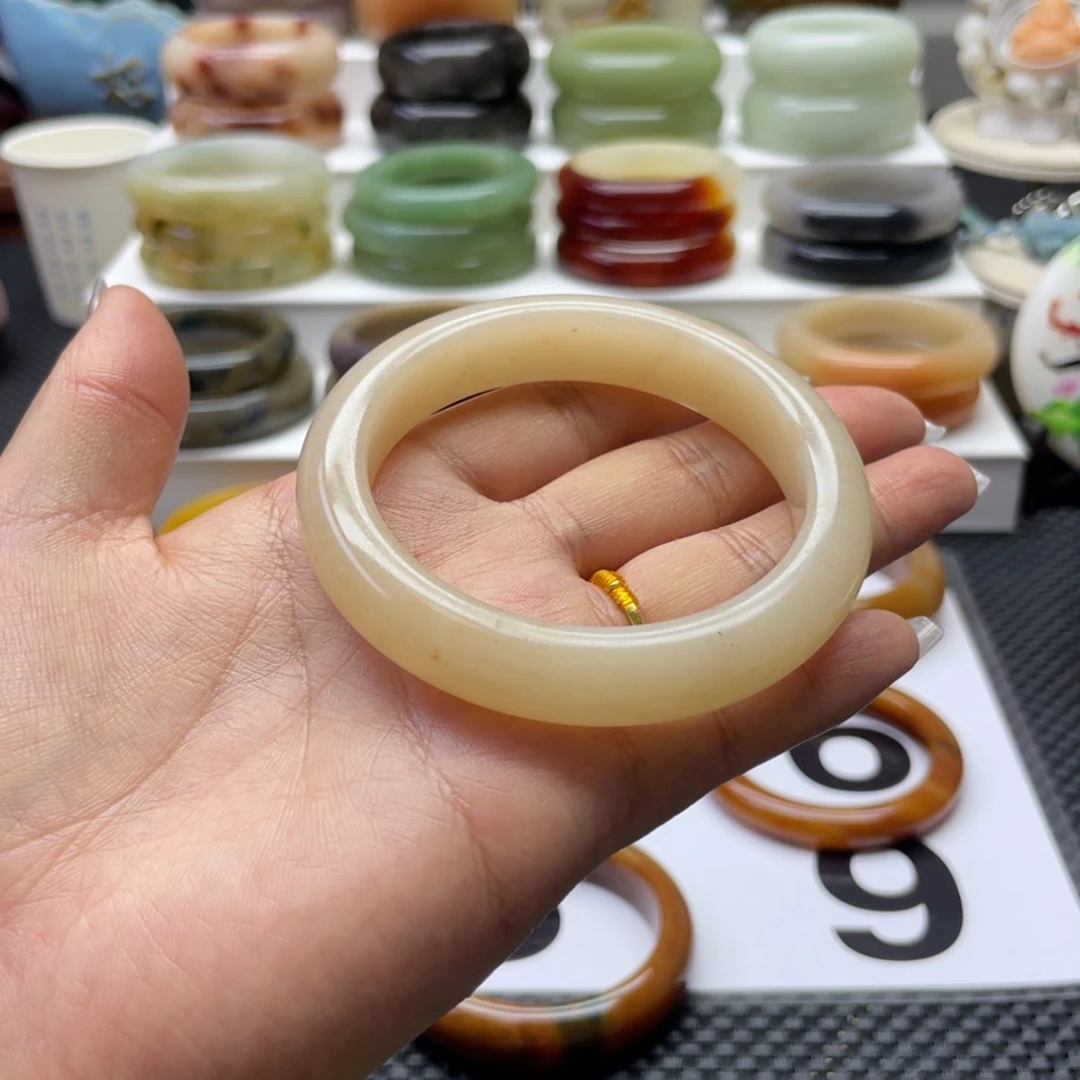 石英质玉手镯未镶嵌芳****多