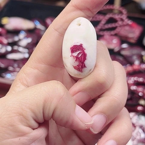 【闪购商品】天然辰砂天然原矿朱砂吊坠