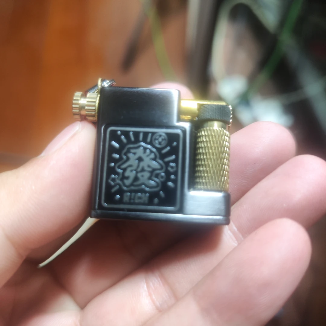 首领 715煤油打火机