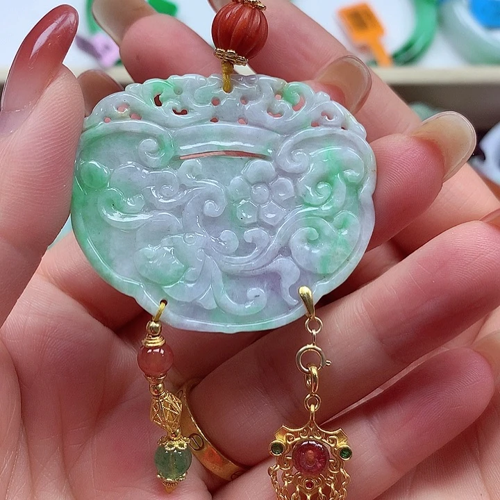 颈饰未镶嵌翡翠翡翠