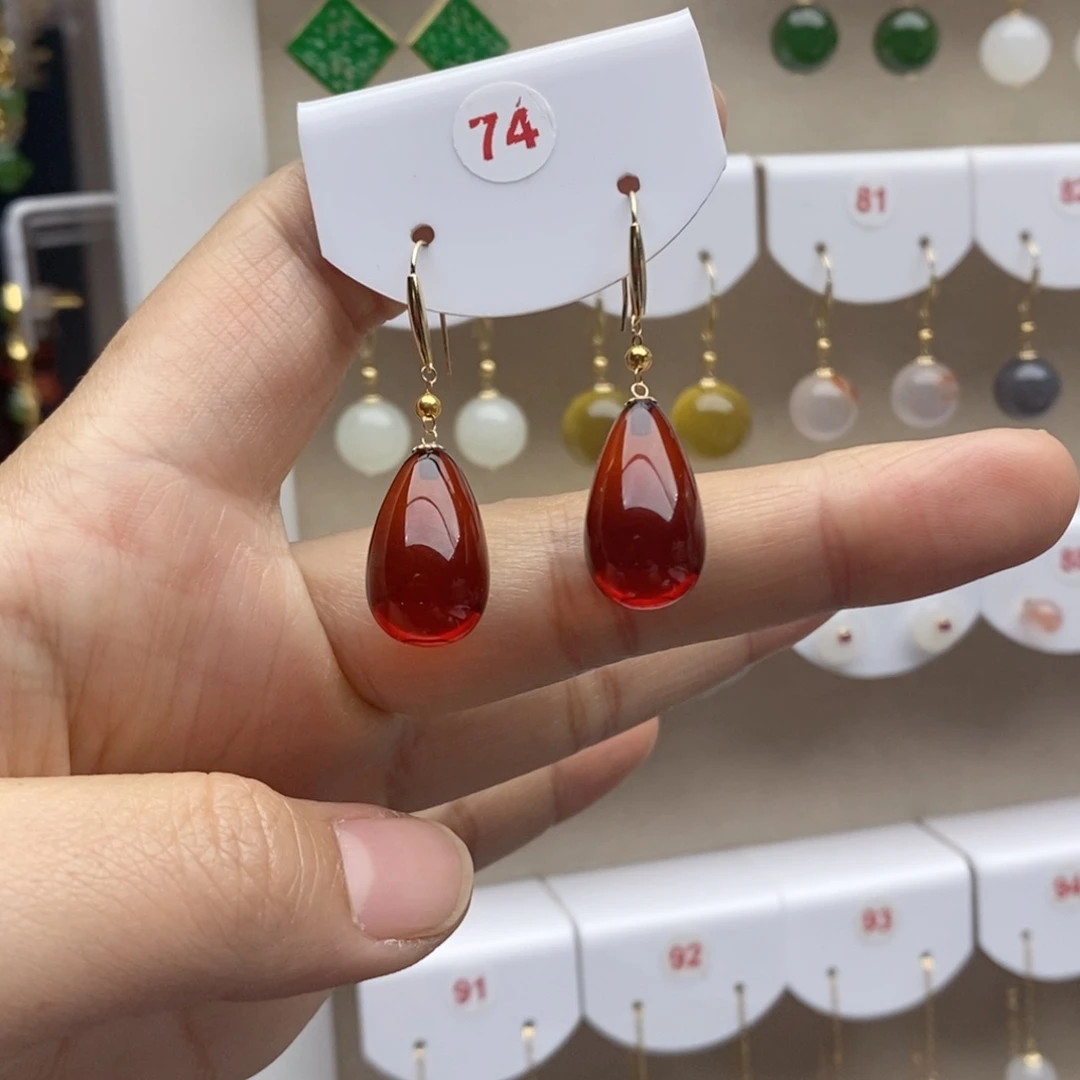 血珀18K金镶嵌耳饰