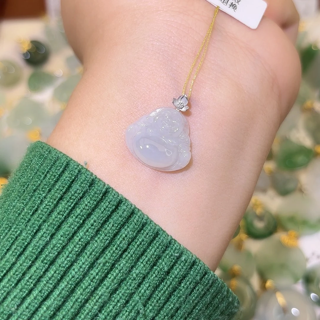 翡翠18K金镶嵌颈饰佛公