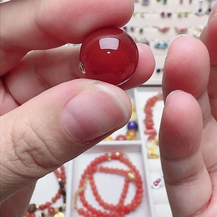 南红玛瑙吊坠(不含链)18K金镶嵌吊坠