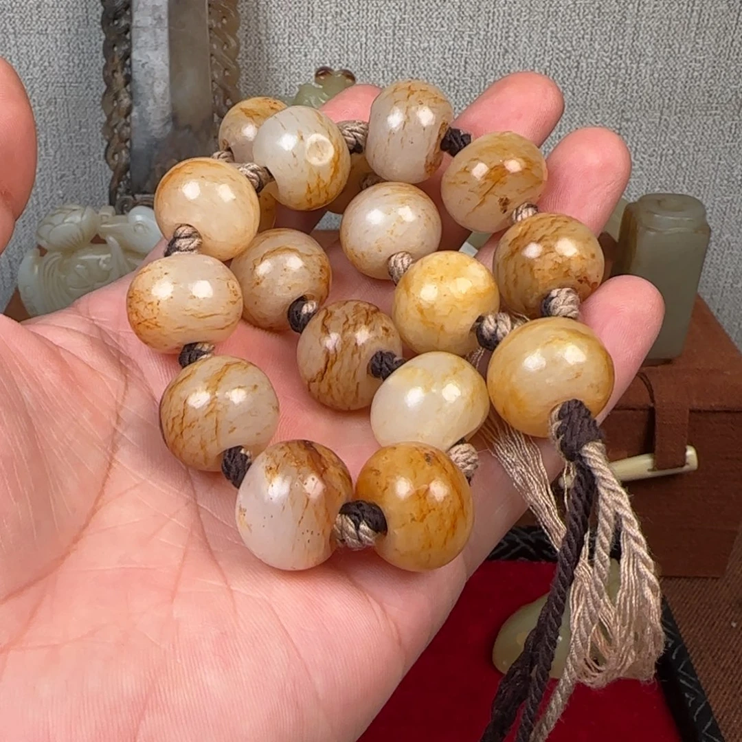 用***，非常精美的脖挂件