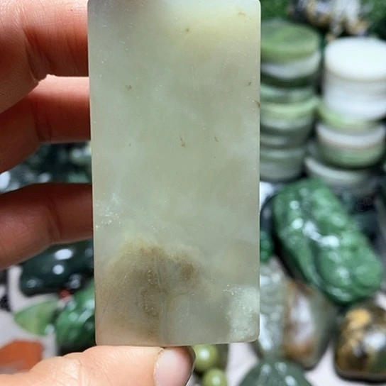 未镶嵌和田玉（糖玉）珠宝半成品